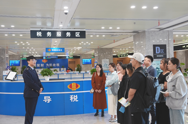 图为 活动现场.jpg